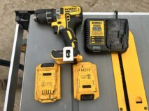 DCD791 – DEWALT 20V MAX XR Lithium-Ion Cordless Brushless 1/2-inch Compact Drill/Driver