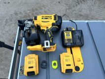 DEWALT 20V MAX XR Lithium-Ion Cordless Brushless 15-Degree Roofing Nailer with adapters for installing siding